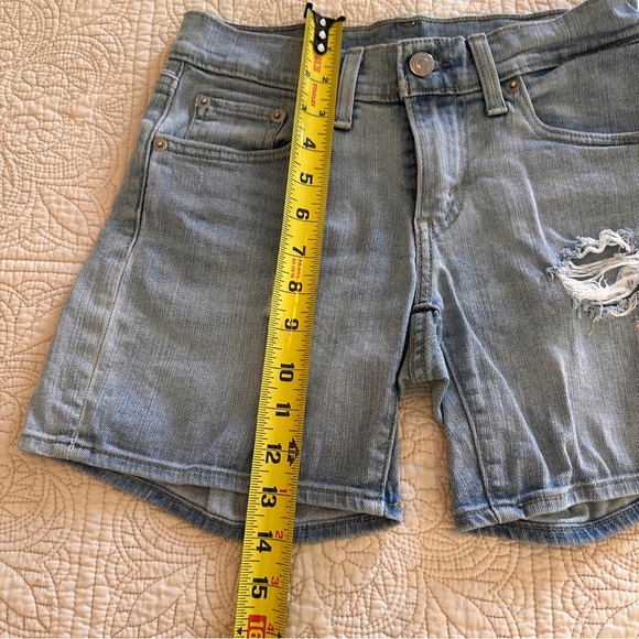 Levi's Women's Light Blue Denim High Waisted Jean Short Classic Fit Casual beach - Picture 2 of 11